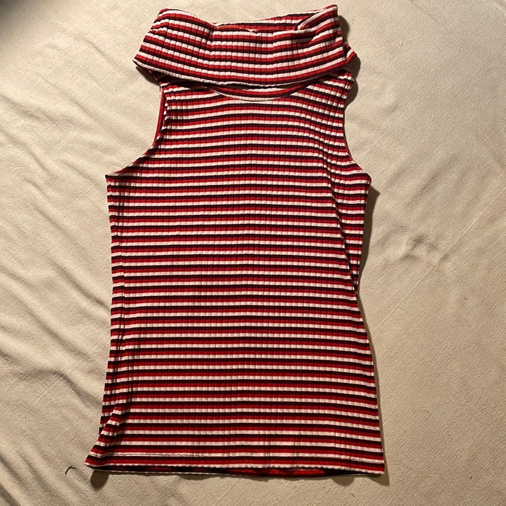 Cato est 1946 sleeveless ribbed turtleneck size M, brown,orange,cream colored